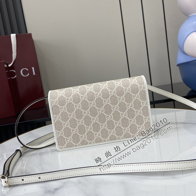 Gucci專櫃古馳最新款Emblem系列肩背包女士斜挎小包 jh2764型號：820688